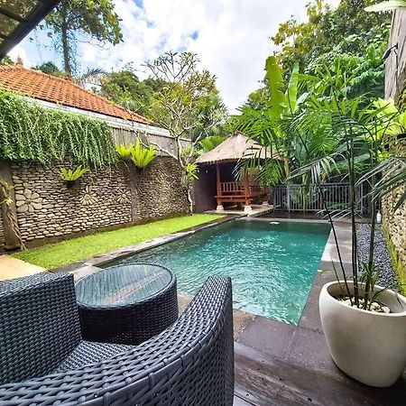 The Sempuana Villa Denpasar Eksteriør bilde